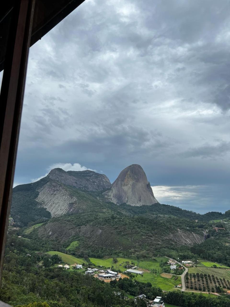 Vista Azul Apart Hotel - Pedra Azul Pinheiros المظهر الخارجي الصورة